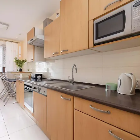 Grzegorzecka Family With Balcony & Parking Cracow By Renters * Krasków