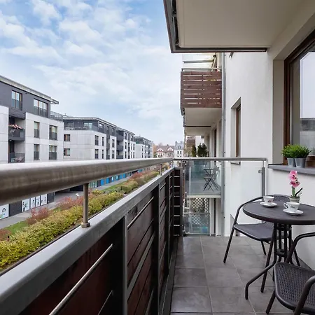 Grzegorzecka Family With Balcony & Parking Cracow By Renters Διαμέρισμα