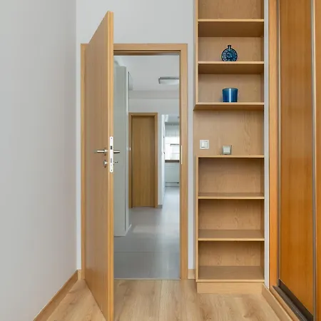 Διαμέρισμα Grzegorzecka Family With Balcony & Parking Cracow By Renters *