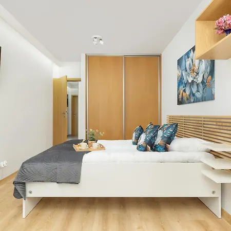 Διαμέρισμα Grzegorzecka Family With Balcony & Parking Cracow By Renters Krasków